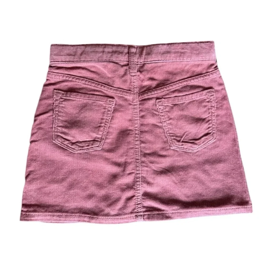๐ NWT Old Navy - Corduroy - Mauve -3T Mini Skirt - Picture 2 of 3